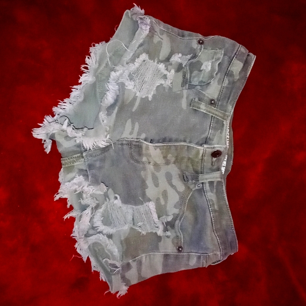 Camouflage shorts